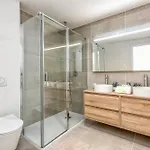 Apartman Vivi Homes - Apollo Luxury, Pool, Gym &