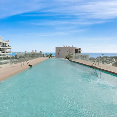 Apartment Vivi Homes - Apollo Luxury, Pool, Gym & *