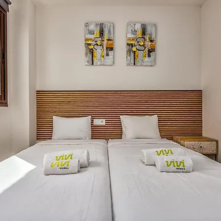 Vivi Homes - Apollo Luxury, Pool, Gym & Apartment